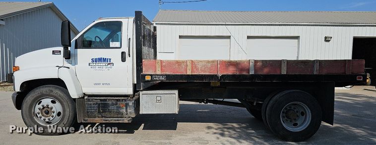image for item DO2671 2003 GMC C7500  dump flatbed truck