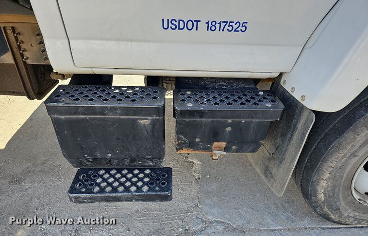 image for item DO2671 2003 GMC C7500  dump flatbed truck