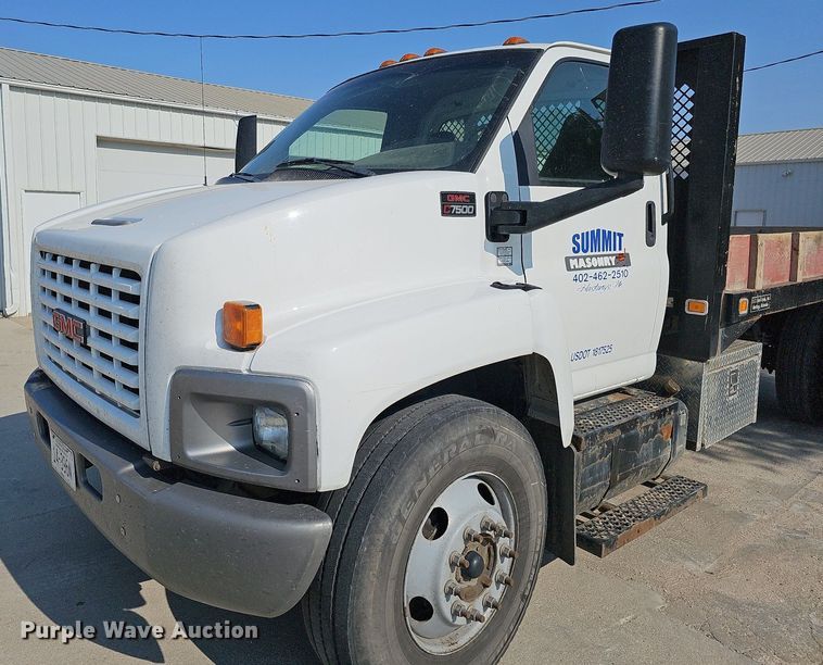 image for item DO2671 2003 GMC C7500  dump flatbed truck