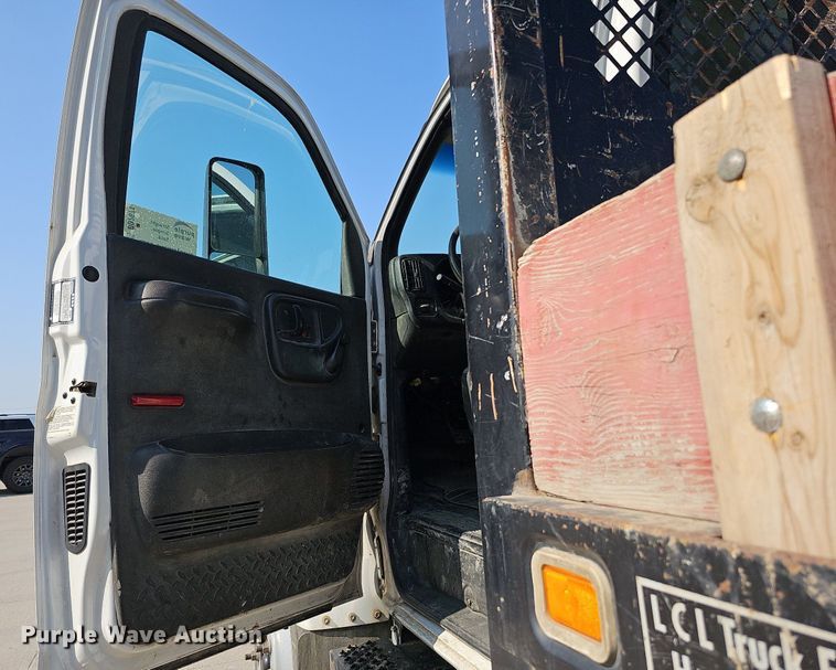 image for item DO2671 2003 GMC C7500  dump flatbed truck