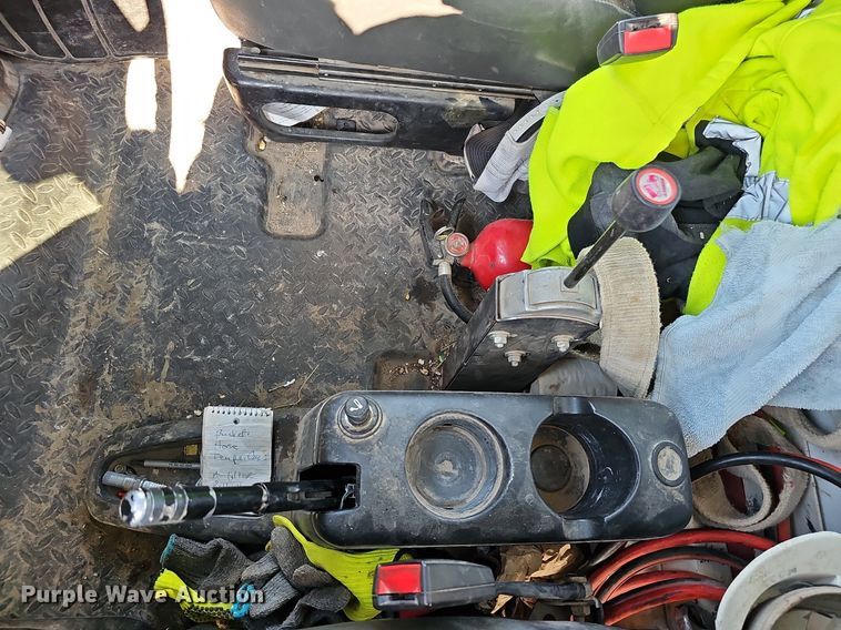 image for item DO2671 2003 GMC C7500  dump flatbed truck