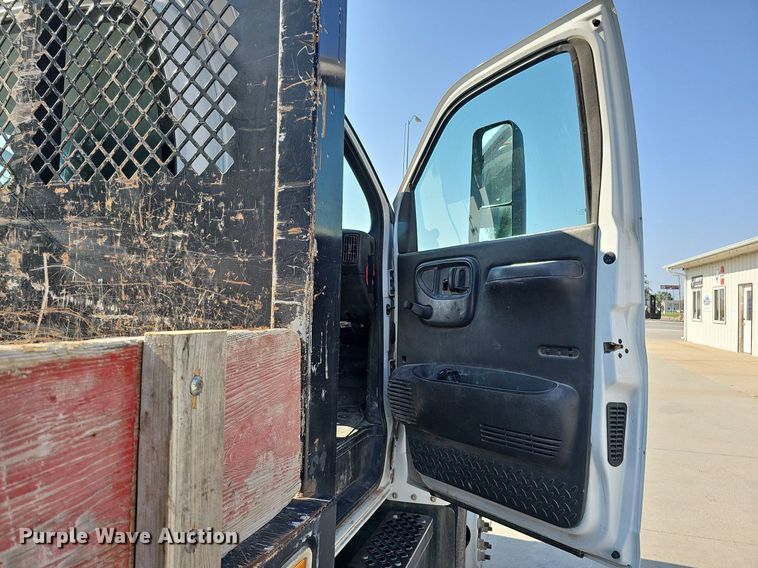 image for item DO2671 2003 GMC C7500  dump flatbed truck
