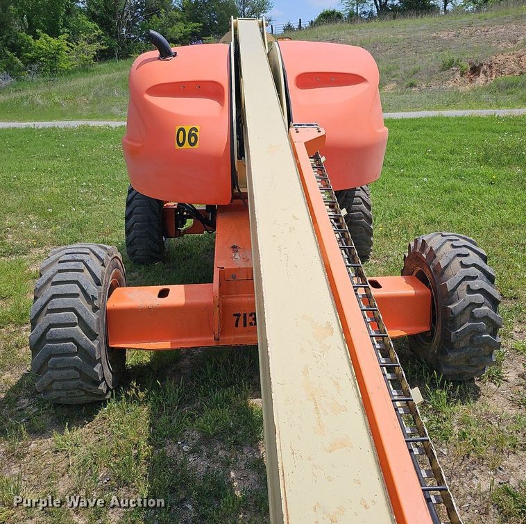 image for item DO2676 2007 JLG 400S  boom lift