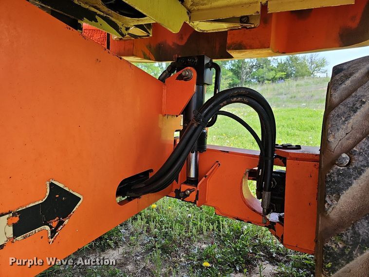 image for item DO2676 2007 JLG 400S  boom lift