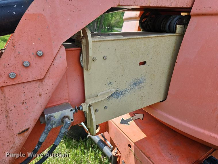 image for item DO2677 2000 JLG 600AJ  boom lift