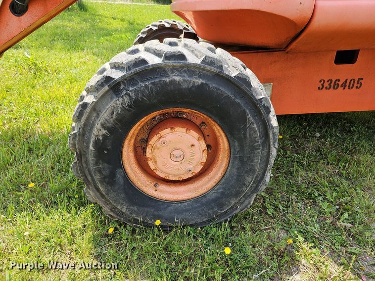 image for item DO2677 2000 JLG 600AJ  boom lift