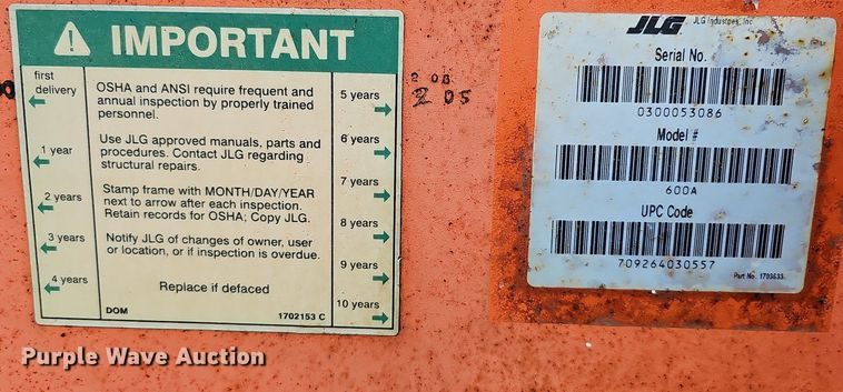 image for item DO2677 2000 JLG 600AJ  boom lift