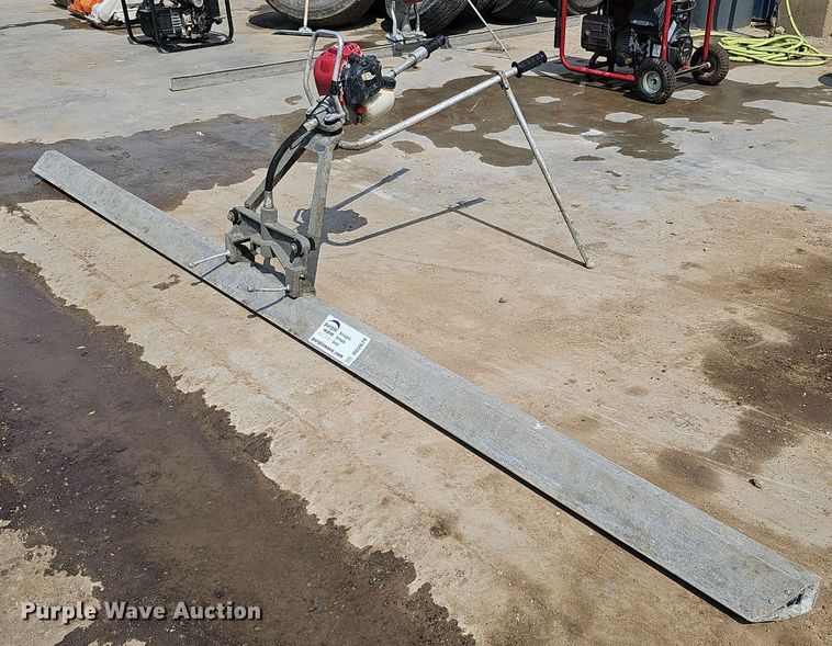 image for item DO2679 12'W screed