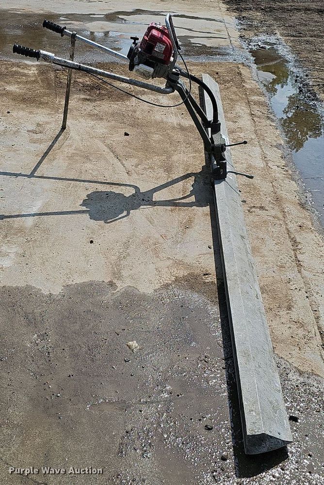 image for item DO2679 12'W screed