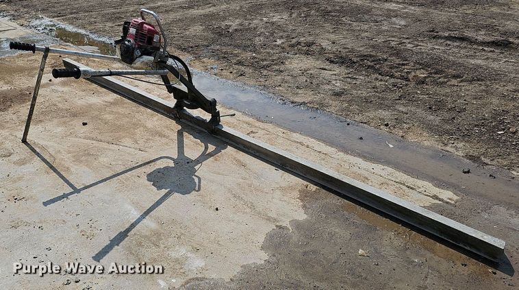 image for item DO2679 12'W screed