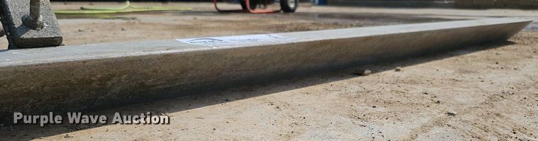 image for item DO2679 12'W screed