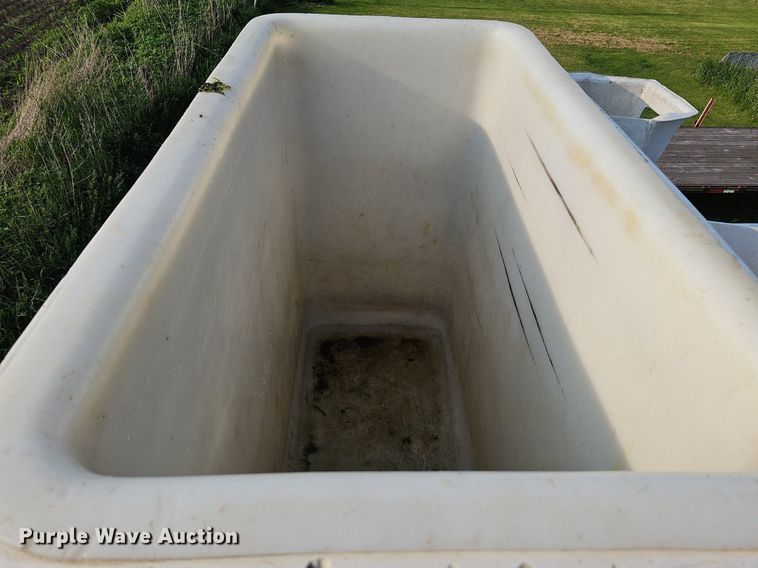 image for item DO2683 2012 Altec  bucket truck bed