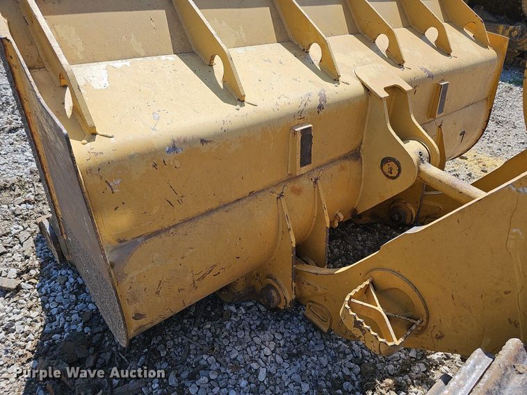 image for item DO2689 1998 Caterpillar 963B LGP  track loader