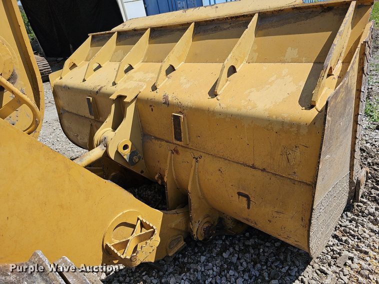 image for item DO2689 1998 Caterpillar 963B LGP  track loader
