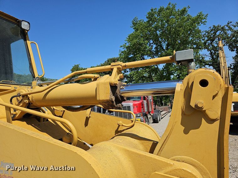 image for item DO2689 1998 Caterpillar 963B LGP  track loader