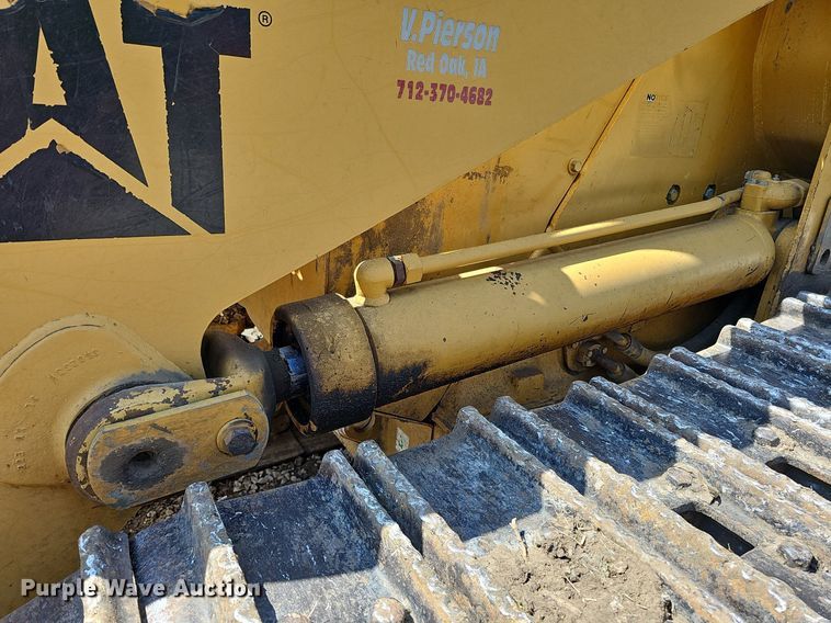 image for item DO2689 1998 Caterpillar 963B LGP  track loader