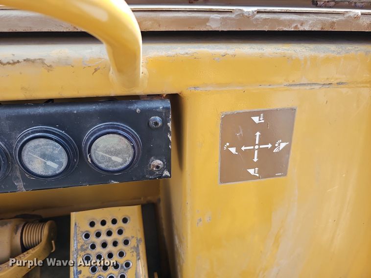 image for item DO2689 1998 Caterpillar 963B LGP  track loader