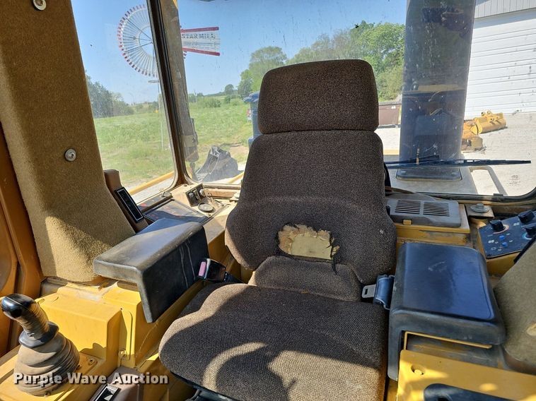 image for item DO2689 1998 Caterpillar 963B LGP  track loader