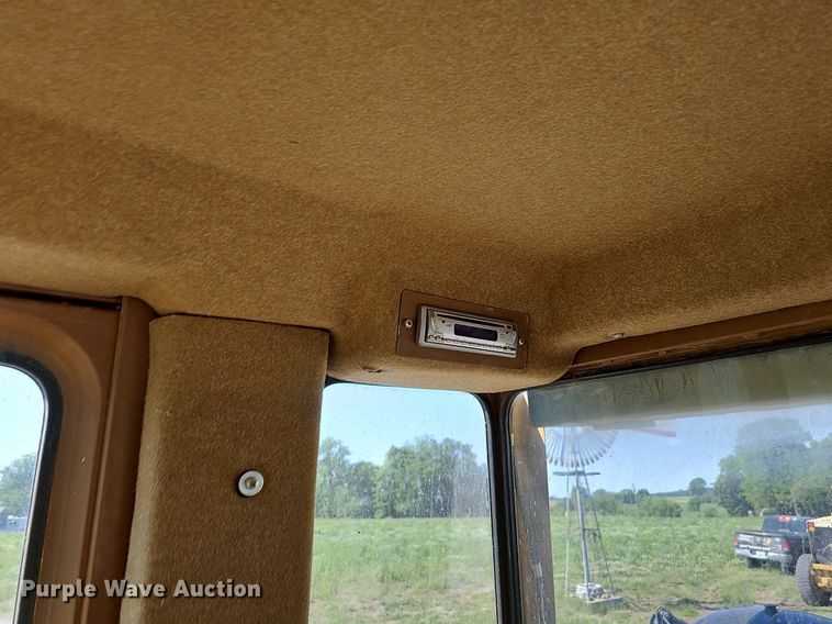 image for item DO2689 1998 Caterpillar 963B LGP  track loader