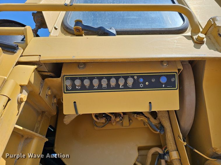 image for item DO2689 1998 Caterpillar 963B LGP  track loader