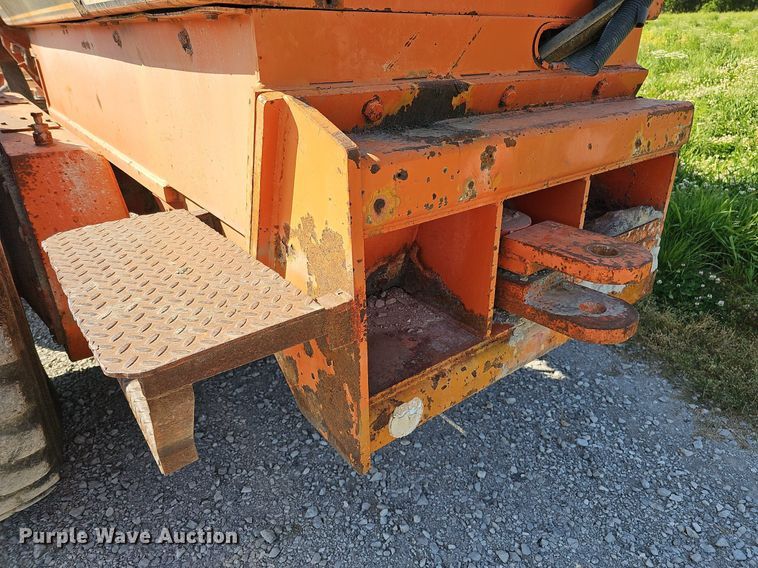 image for item DO2690 1994 Galion 830  motor grader