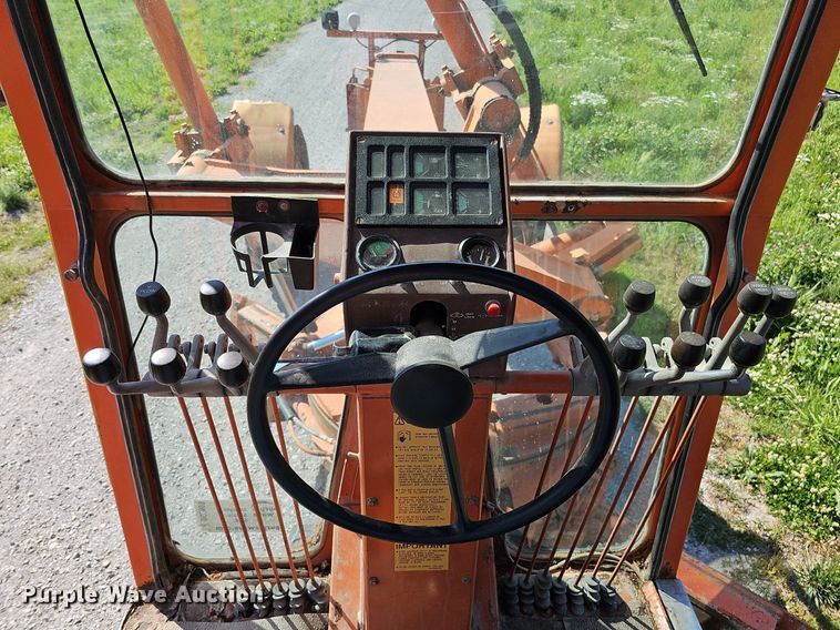 image for item DO2690 1994 Galion 830  motor grader