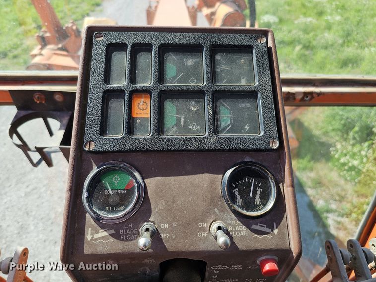 image for item DO2690 1994 Galion 830  motor grader