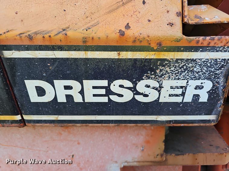 image for item DO2690 1994 Galion 830  motor grader