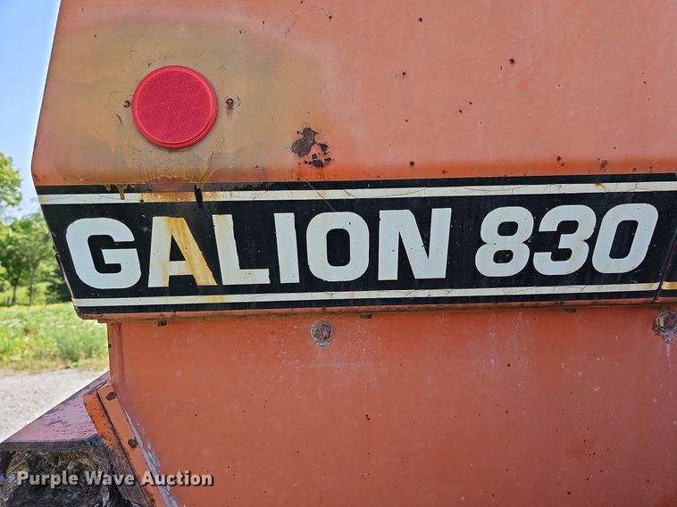 image for item DO2690 1994 Galion 830  motor grader
