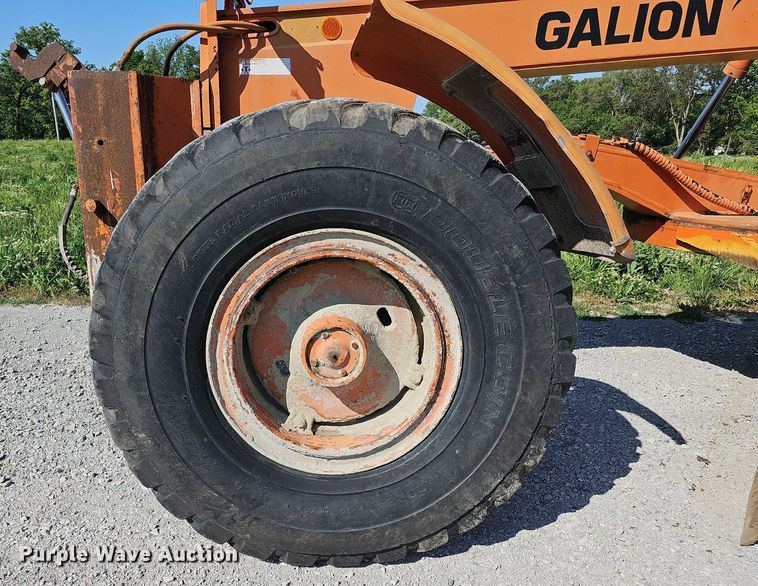 image for item DO2690 1994 Galion 830  motor grader