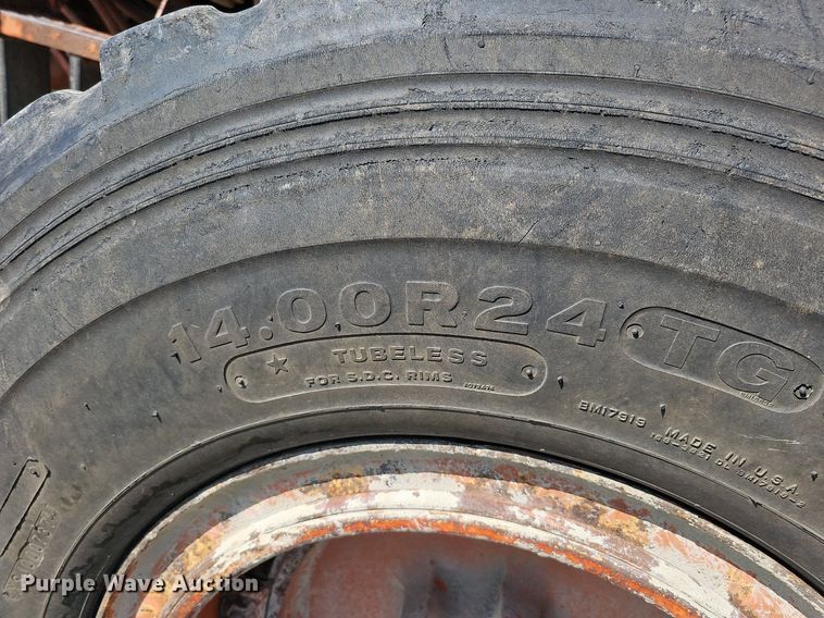 image for item DO2690 1994 Galion 830  motor grader