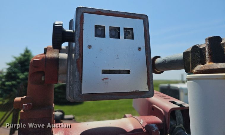 image for item DO2695 Approximately 1,000 gallon fuel tank