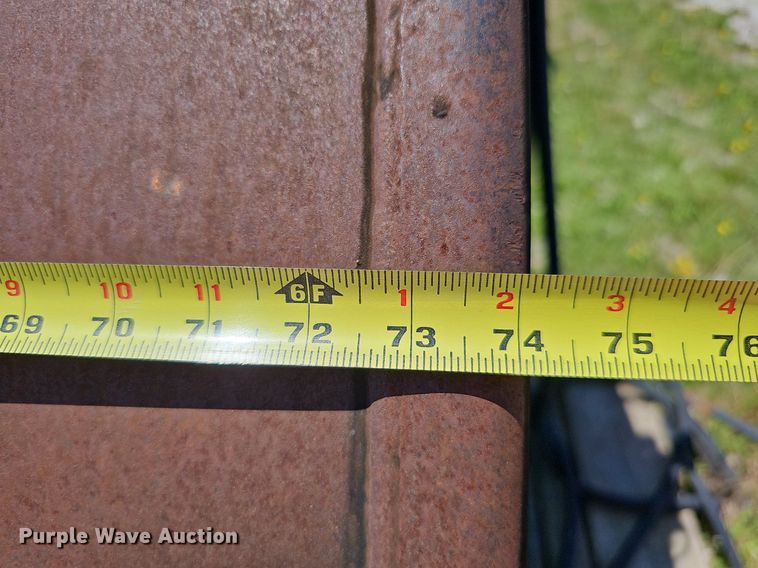 image for item DO2695 Approximately 1,000 gallon fuel tank