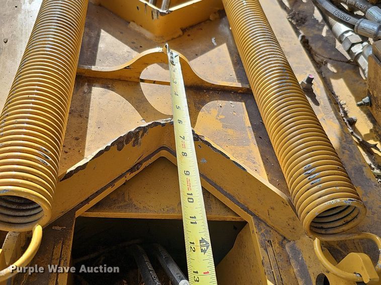 image for item DO2696 2020 Vermeer BC1500  wood chipper