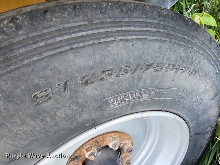 image for item DO2696 2020 Vermeer BC1500  wood chipper