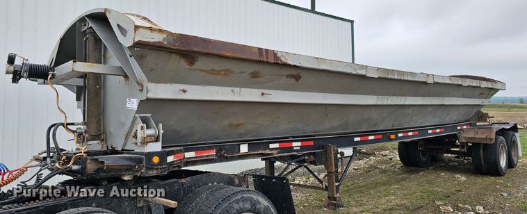 image for item DO4396 1999 Smithco  side dump trailer