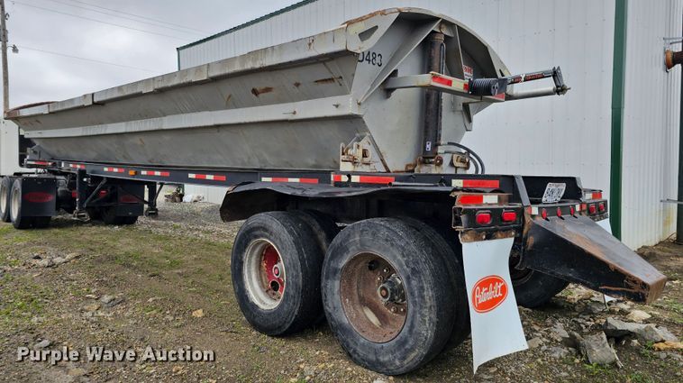 image for item DO4396 1999 Smithco  side dump trailer