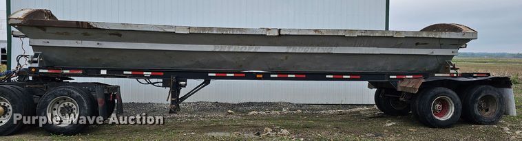 image for item DO4396 1999 Smithco  side dump trailer
