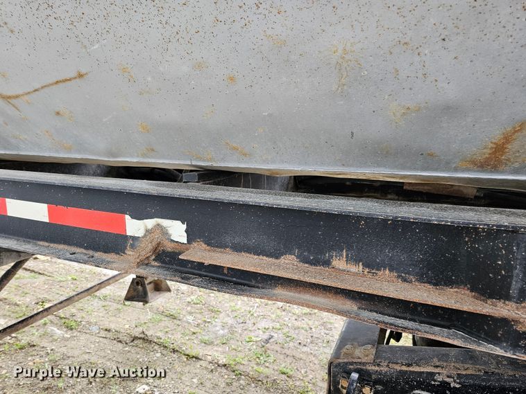 image for item DO4396 1999 Smithco  side dump trailer