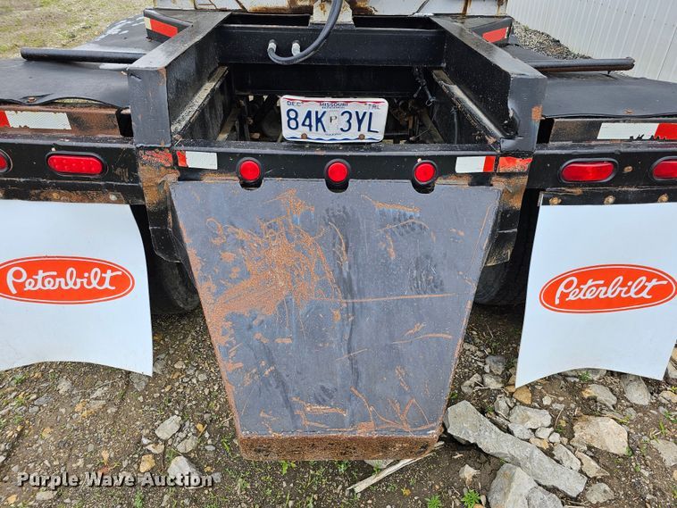 image for item DO4396 1999 Smithco  side dump trailer