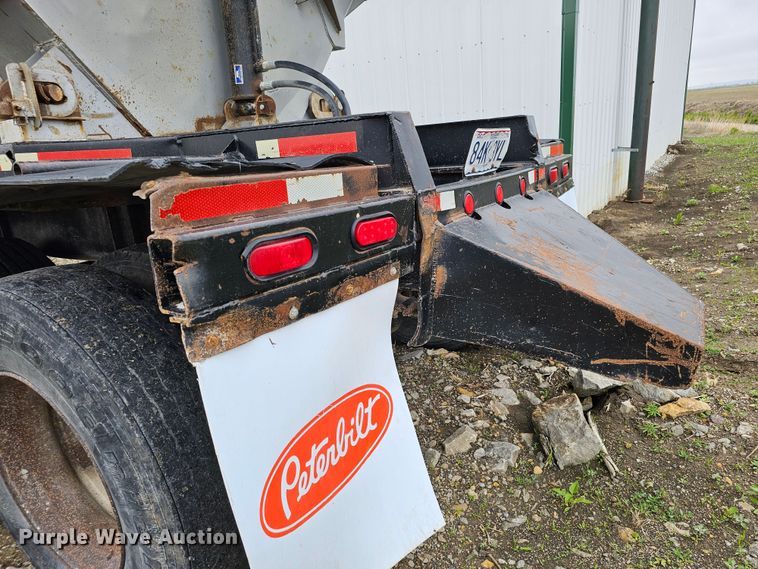 image for item DO4396 1999 Smithco  side dump trailer