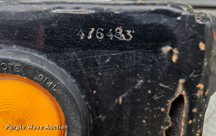 image for item DO4396 1999 Smithco  side dump trailer