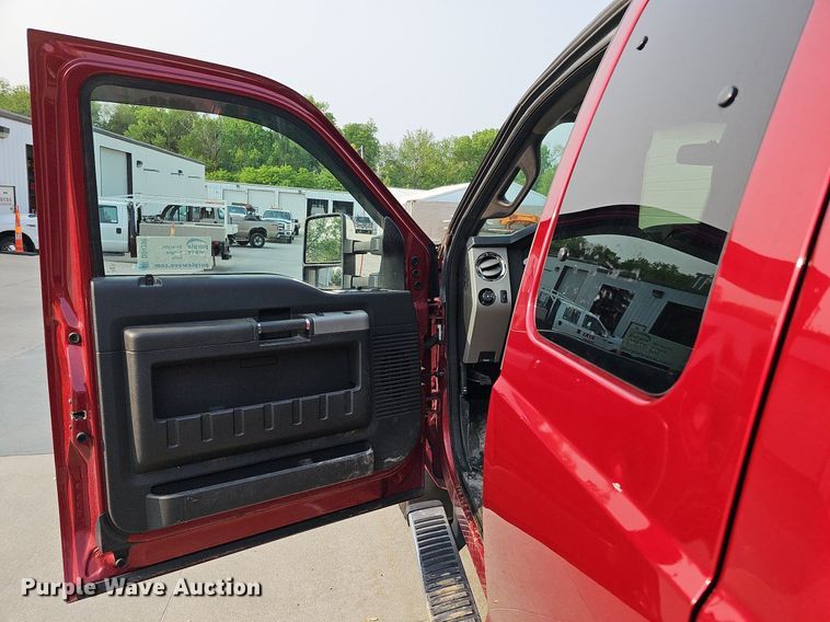 image for item DO4398 2014 Ford F250 Super Duty Lariat  SuperCab pickup truck