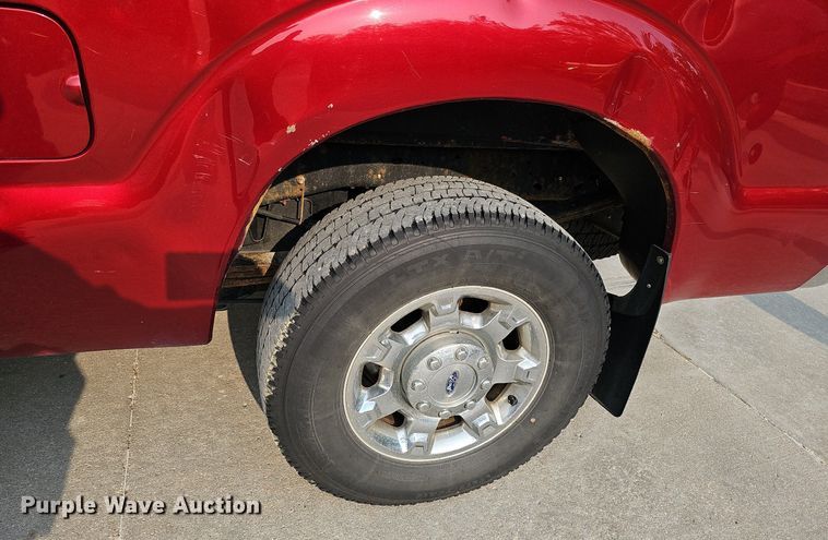 image for item DO4398 2014 Ford F250 Super Duty Lariat  SuperCab pickup truck