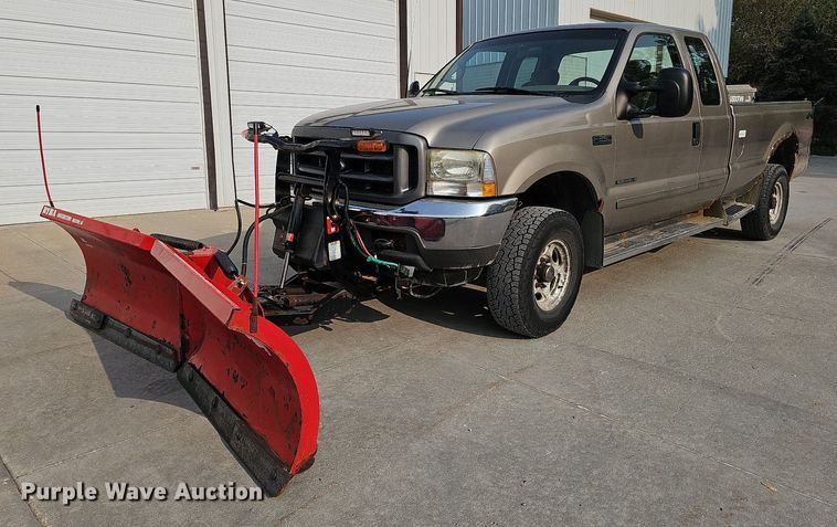 image for item DO4399 2002 Ford F250 Super Duty XLT  SuperCab pickup truck