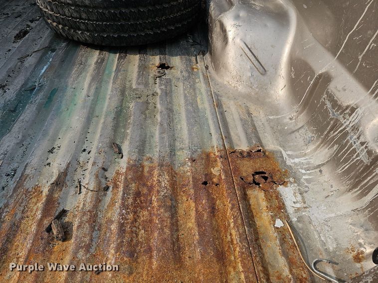 image for item DO4399 2002 Ford F250 Super Duty XLT  SuperCab pickup truck