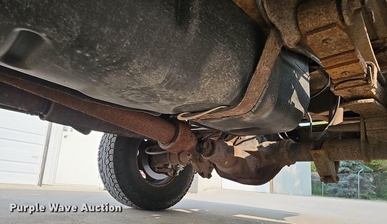 image for item DO4399 2002 Ford F250 Super Duty XLT  SuperCab pickup truck