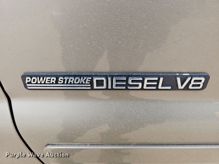 image for item DO4399 2002 Ford F250 Super Duty XLT  SuperCab pickup truck