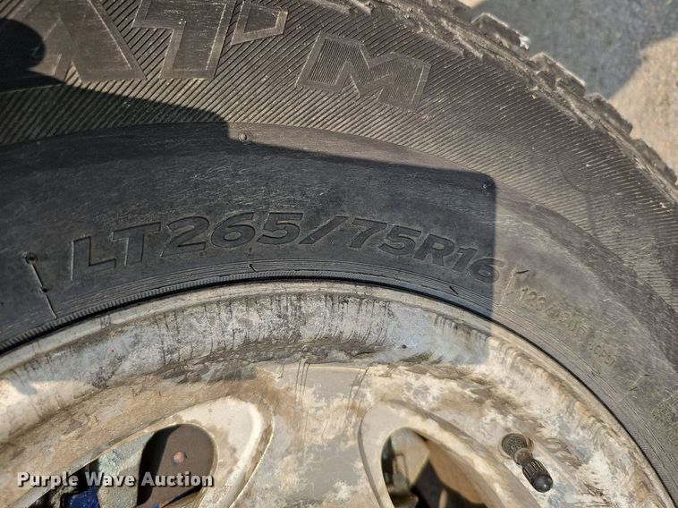 image for item DO4399 2002 Ford F250 Super Duty XLT  SuperCab pickup truck