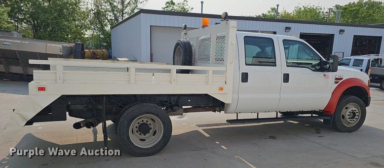 image for item DO4400 2008 Ford F550 Super Duty XL  Crew Cab flatbed truck